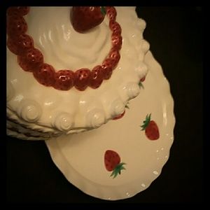 Hand painted cake dish
